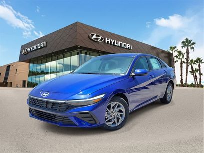 New 2025 Hyundai Elantra Blue