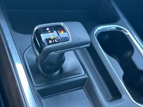 Used 2024 Chevrolet Silverado 1500 High Country w/ Technology Package image 33