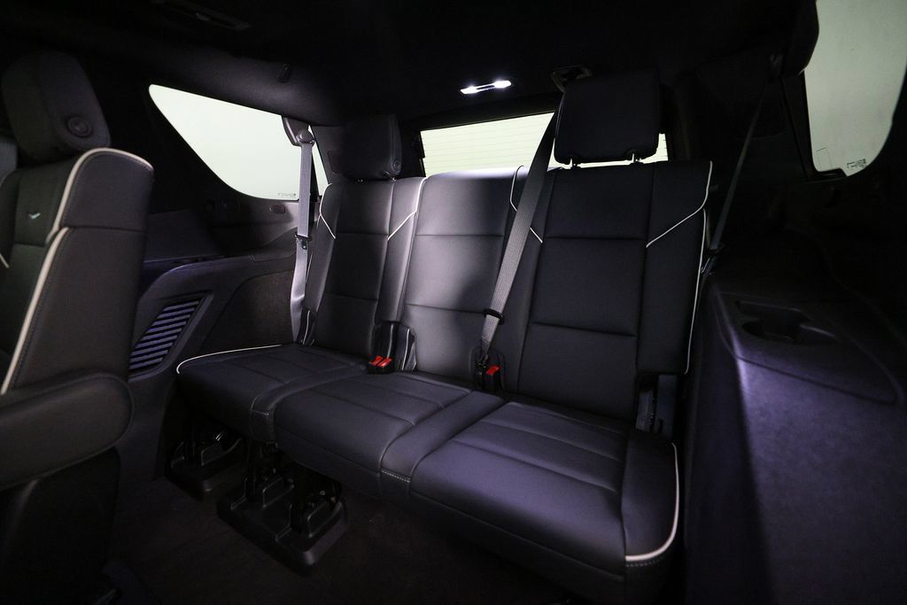 Used 2026 Cadillac Escalade Sport w/ LPO, ONYX Package AWD/4WD image 15