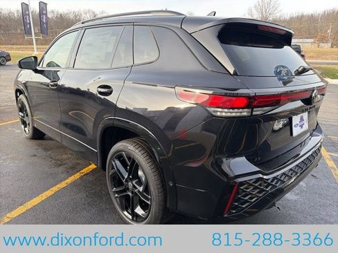 New 2026 Volkswagen Tiguan SE R-Line image 5