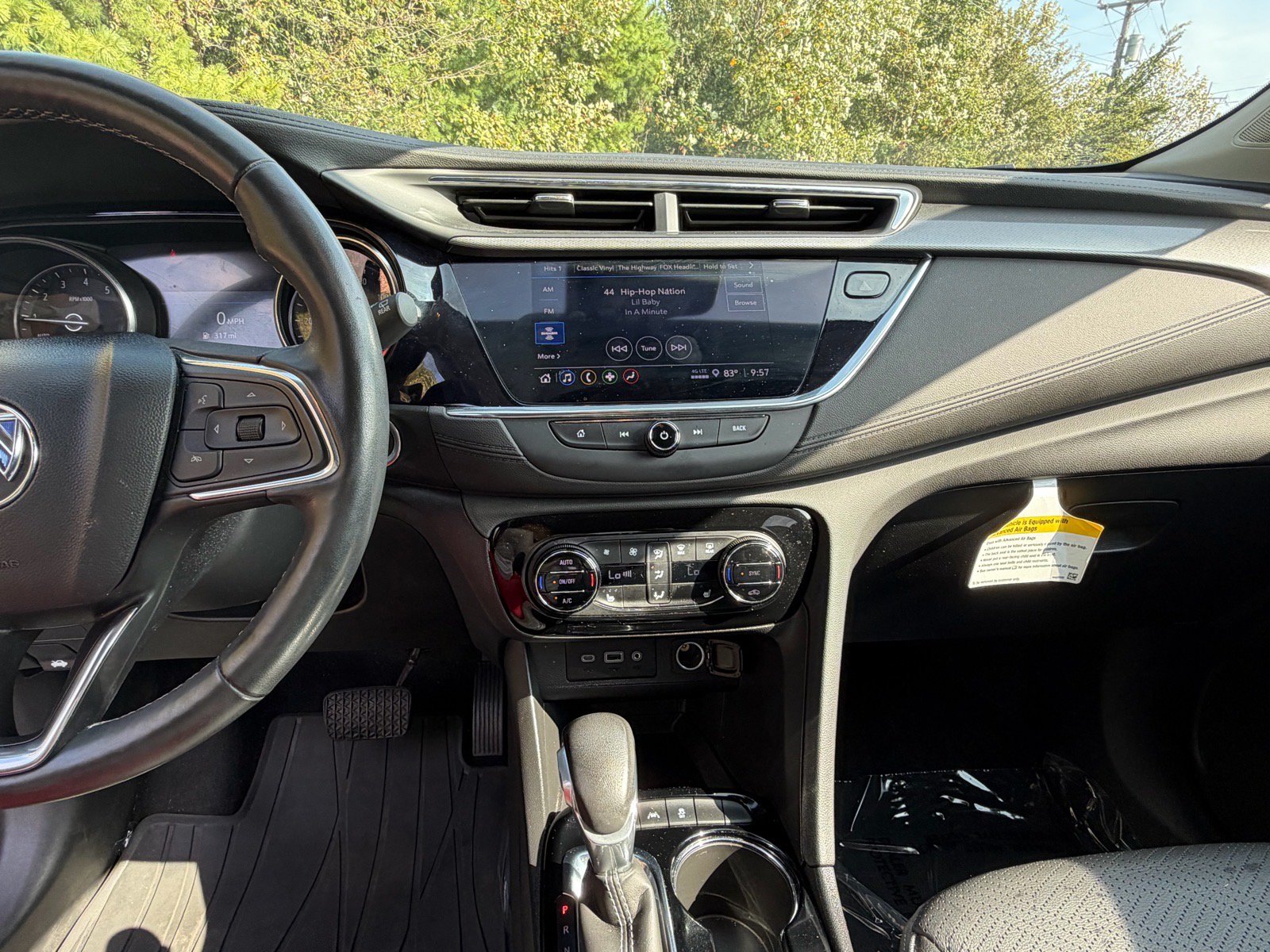 Used 2023 Buick Encore GX Essence w/ Experience Buick Package FWD image 35