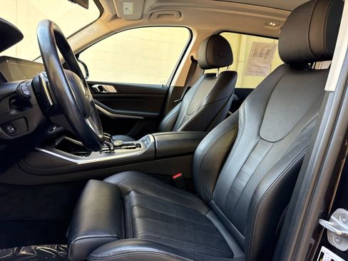 Certified 2022 BMW X7 xDrive40i image 12