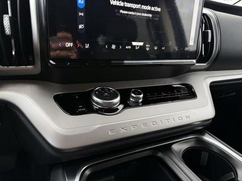 New 2026 Ford Expedition Max Active image 18