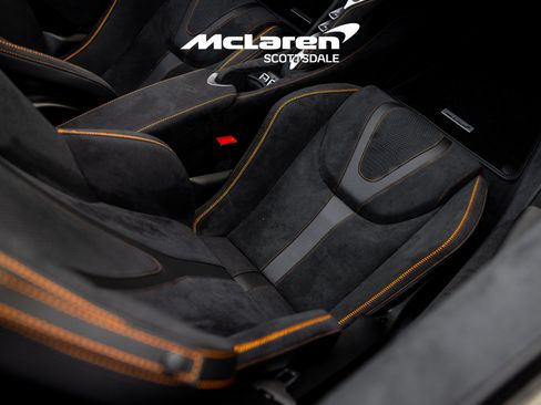 Used 2024 McLaren 750S Spider RWD image 41