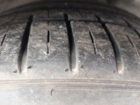 Used 2005 Chrysler Crossfire Limited RWD image 47