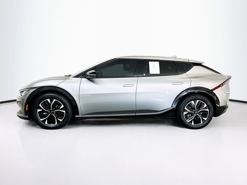 Used 2024 Kia EV6 Wind AWD/4WD image 4