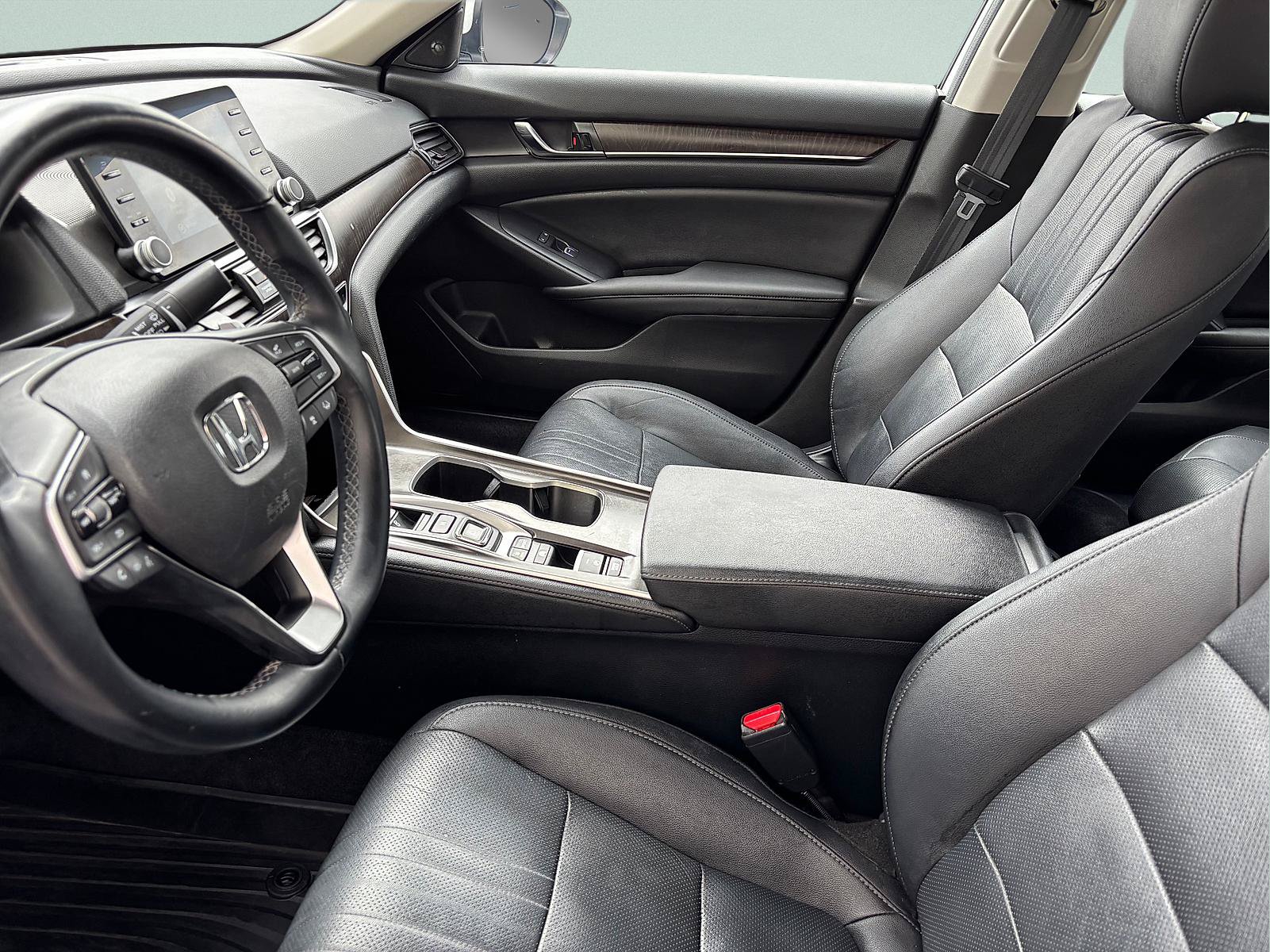 Certified 2019 Honda Accord Touring image 16