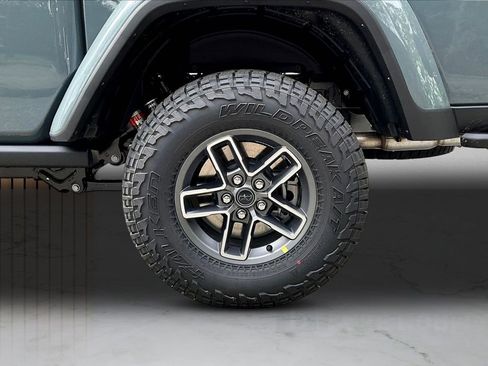 New 2026 Jeep Gladiator Mojave image 34