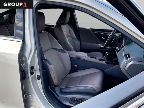 Certified 2024 Lexus ES 350 w/ Premium Package FWD image 8