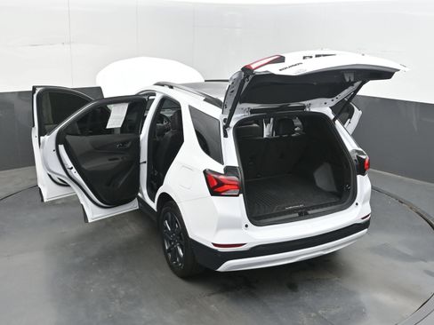 Used 2022 Chevrolet Equinox RS w/ RS Leather Package FWD image 43