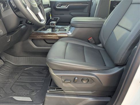 New 2026 GMC Sierra 1500 Elevation w/ Elevation Premium Package AWD/4WD image 24