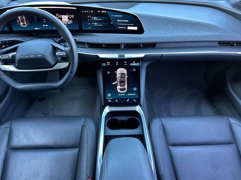 Used 2024 Lucid Air Touring image 16