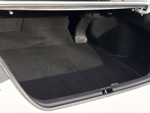 Used 2025 Toyota Camry LE image 29