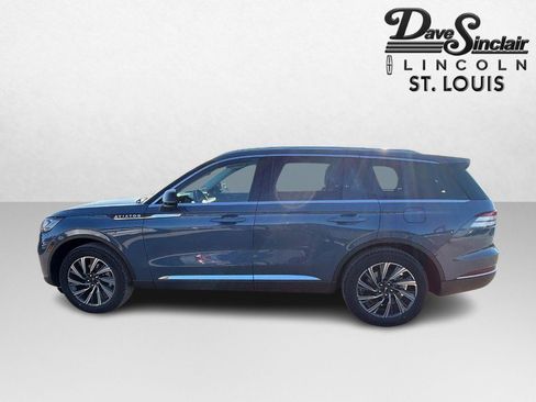 New 2026 Lincoln Aviator AWD image 8