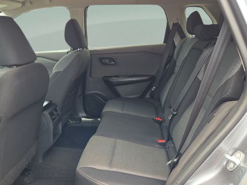 Used 2021 Nissan Rogue S AWD/4WD image 11