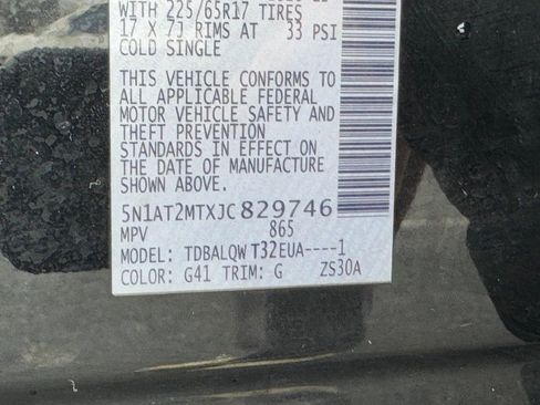 Used 2018 Nissan Rogue SV image 24