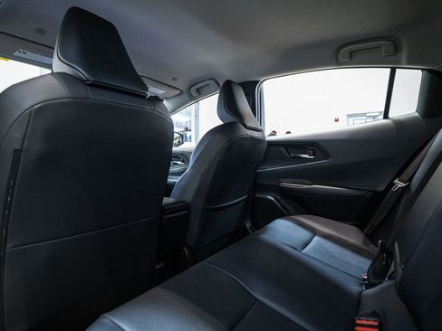 Certified 2025 Toyota Prius XLE image 29