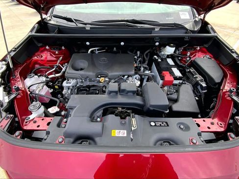 Used 2024 Toyota RAV4 LE image 29