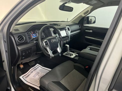 Used 2016 Toyota Tundra SR5 image 25