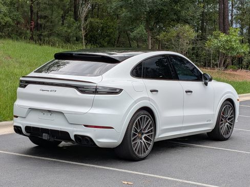 Certified 2023 Porsche Cayenne GTS AWD/4WD image 24