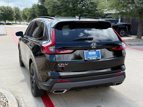 Used 2025 Honda CR-V Sport image 3