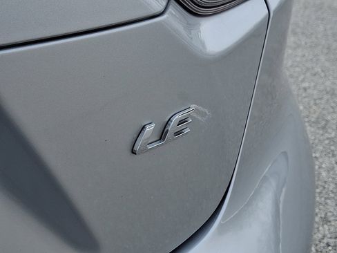 Used 2025 Toyota Corolla LE FWD image 30