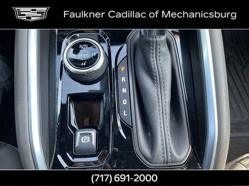 Used 2024 Chevrolet Colorado ZR2 w/ Technology Package AWD/4WD image 22