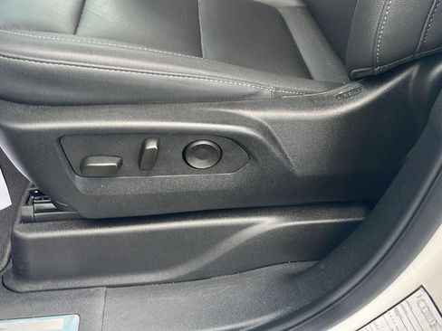 Used 2025 Chevrolet Tahoe Z71 image 20