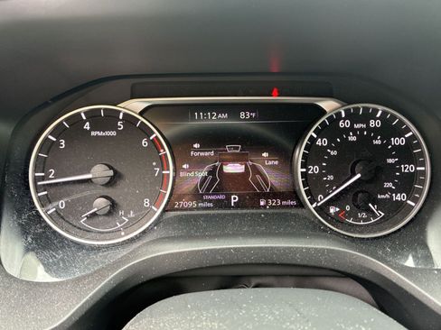 Used 2025 Nissan Rogue SV FWD image 16