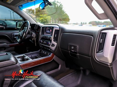 Used 2015 GMC Sierra 1500 SLT w/ SLT Crew Cab Value Package image 10