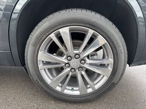 Used 2023 Cadillac XT6 Premium Luxury image 28