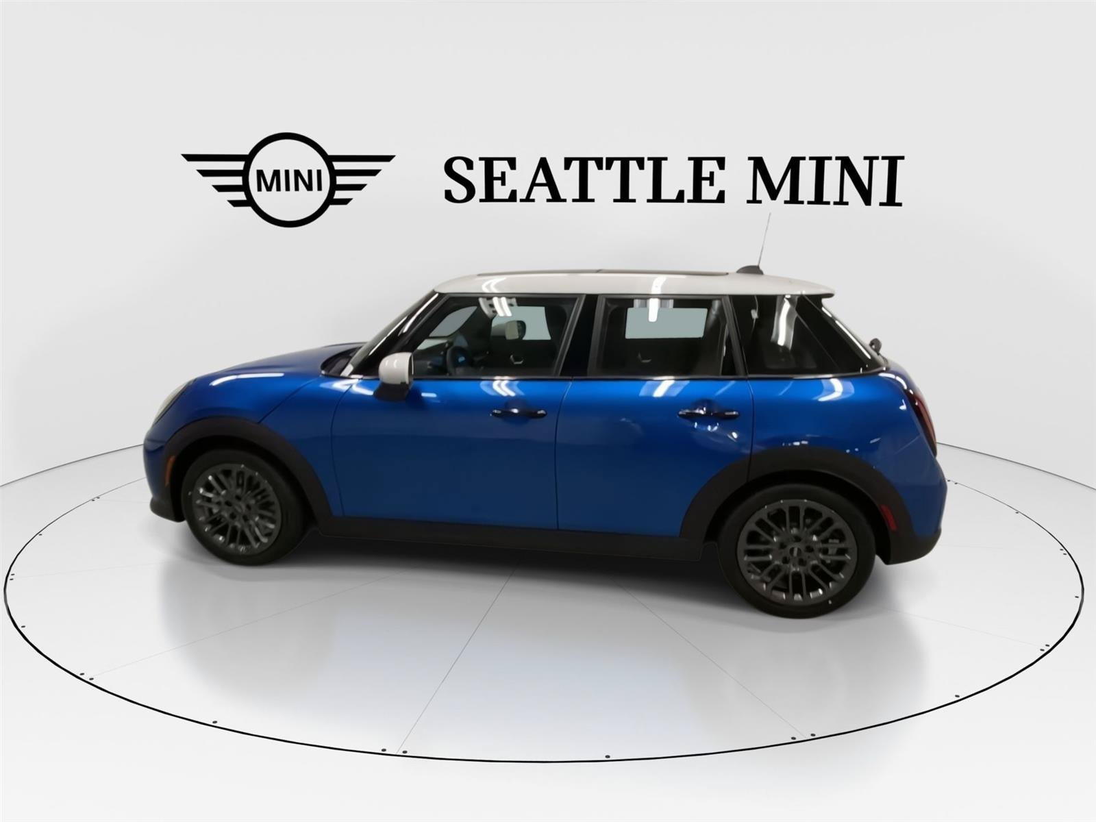 New 2026 MINI Cooper 4-Door Hardtop FWD image 7