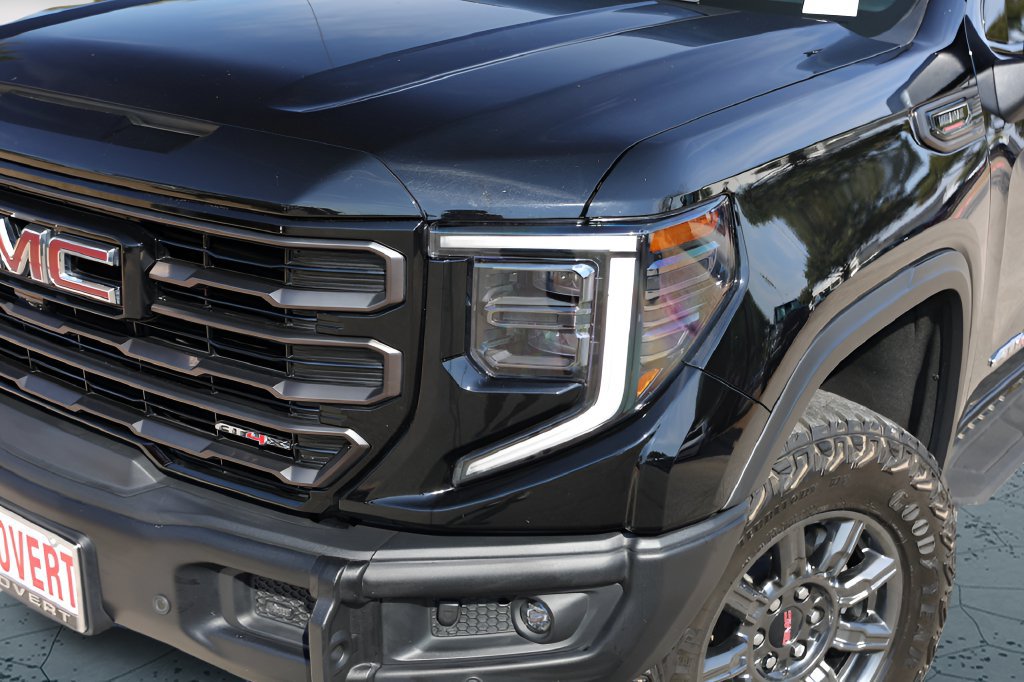 Certified 2026 GMC Sierra 1500 AT4X AWD/4WD image 3