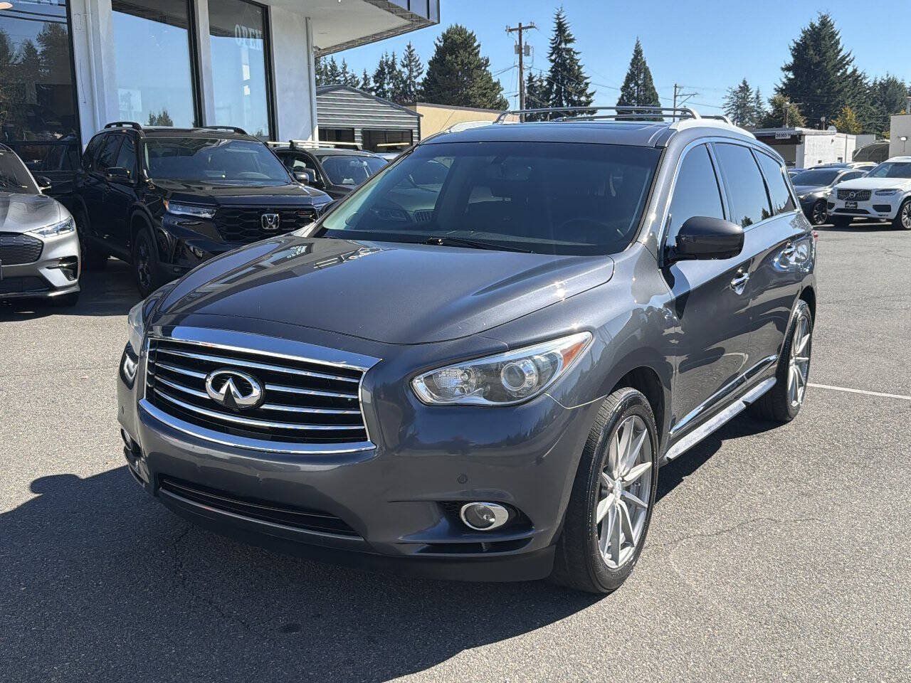 Used 2013 INFINITI JX35 AWD image 1