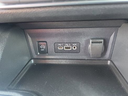 Used 2024 Nissan Sentra SV FWD image 21