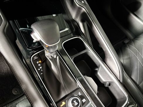 Used 2025 Kia Telluride SX X-Line AWD/4WD image 18