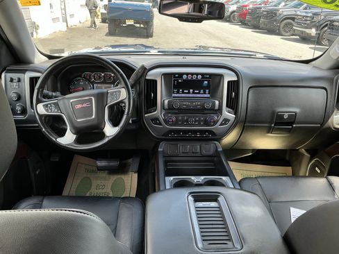 Used 2017 GMC Sierra 1500 SLT w/ SLT Premium Package AWD/4WD image 11