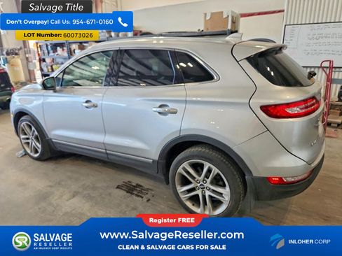 Used 2019 Lincoln MKC Reserve w/ MKC Climate Package AWD/4WD image 3