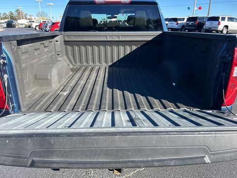 Used 2021 Chevrolet Silverado 1500 LT image 25