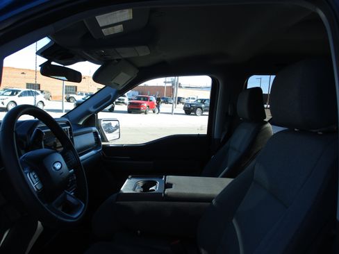 Used 2025 Ford F150 XLT w/ Equipment Group 301A Standard image 12