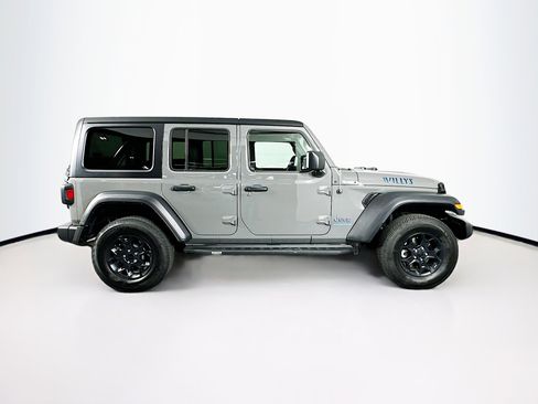 Used 2023 Jeep Wrangler Unlimited w/ Cold Weather Group image 10