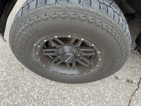 Used 2019 Ford F150 XL w/ Equipment Group 101A Mid AWD/4WD image 6