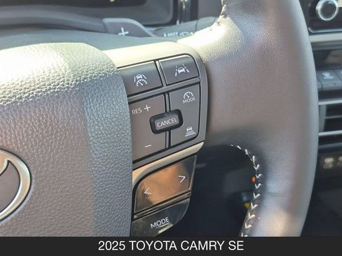 Used 2025 Toyota Camry SE FWD image 18