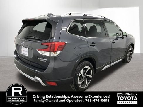 Used 2022 Subaru Forester Touring AWD/4WD image 6