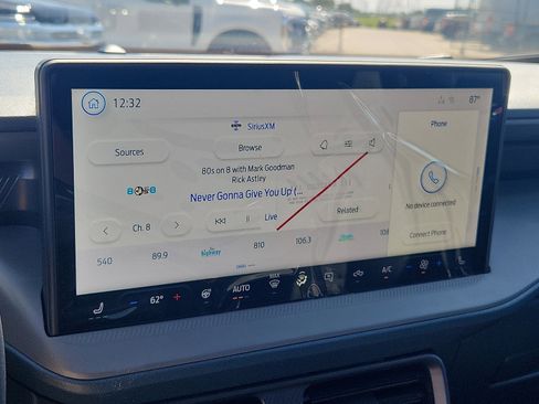 New 2025 Ford Maverick XLT w/ XLT Luxury Package image 12