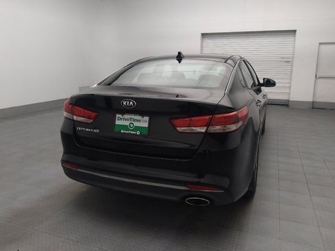 Used 2017 Kia Optima LX FWD image 7