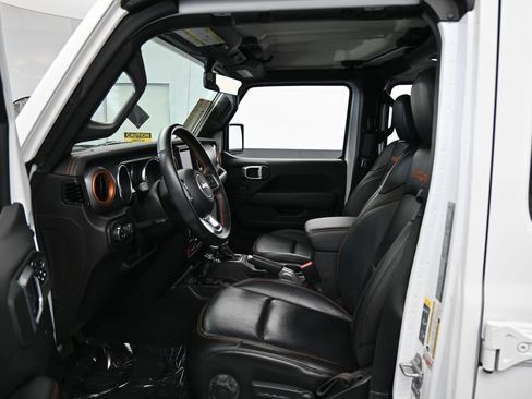 Used 2022 Jeep Gladiator Mojave w/ LED Lighting Group image 11