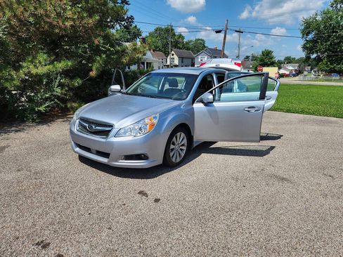 Used 2012 Subaru Legacy 2.5i Limited AWD/4WD image 6