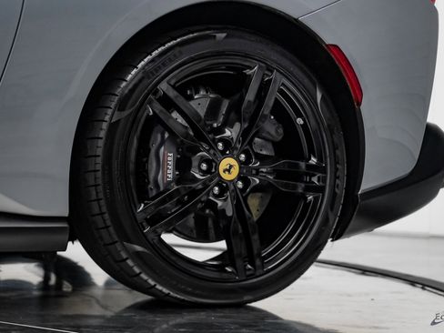 Used 2019 Ferrari Portofino image 90