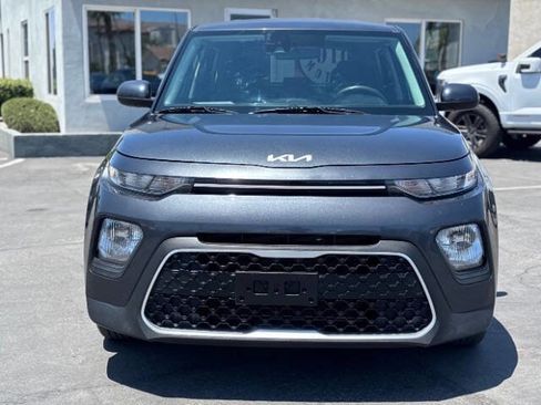 Used 2022 Kia Soul LX w/ Technology Package FWD image 8